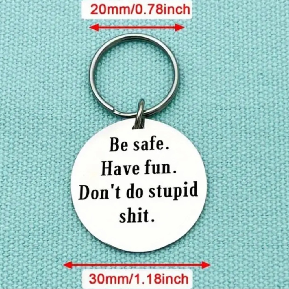 words keychain - Picture 2 of 2